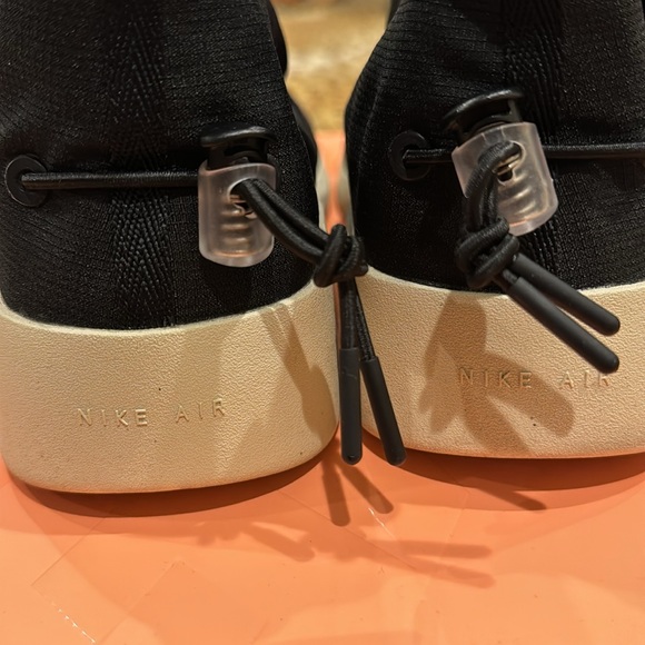 Nike Air / Fear of God Moc - Picture 9 of 10